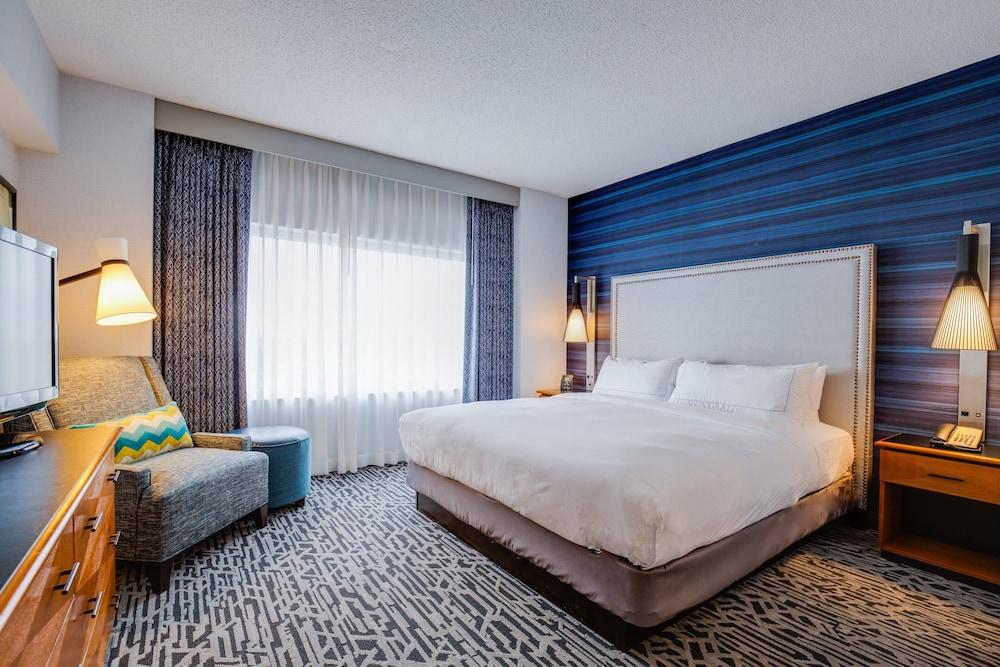 Hotel Doubletree By Hilton & Conference Center Chicago-downers Grove 3*