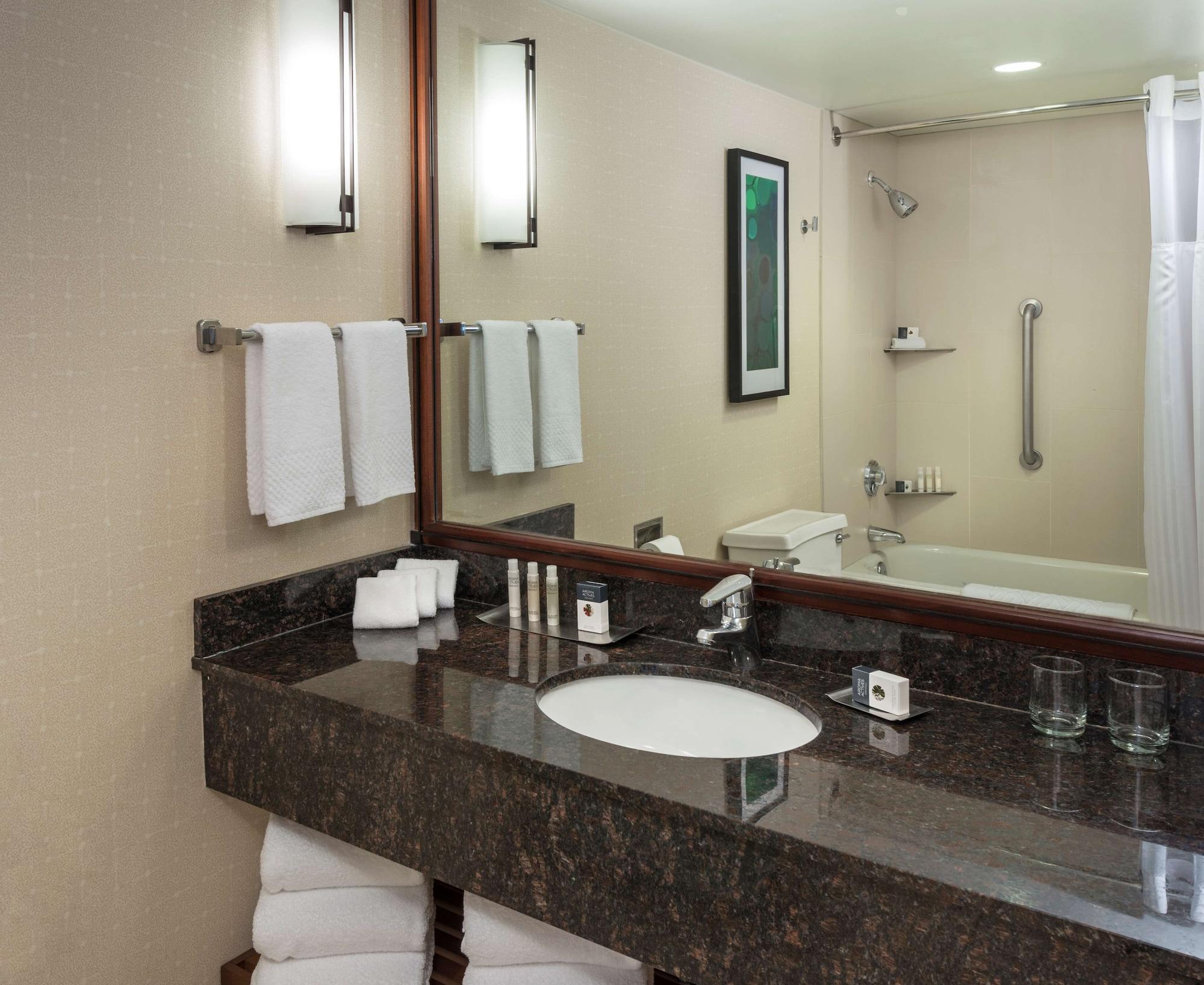 Doubletree By Hilton & Conference Center Chicago-downers Grove 3*