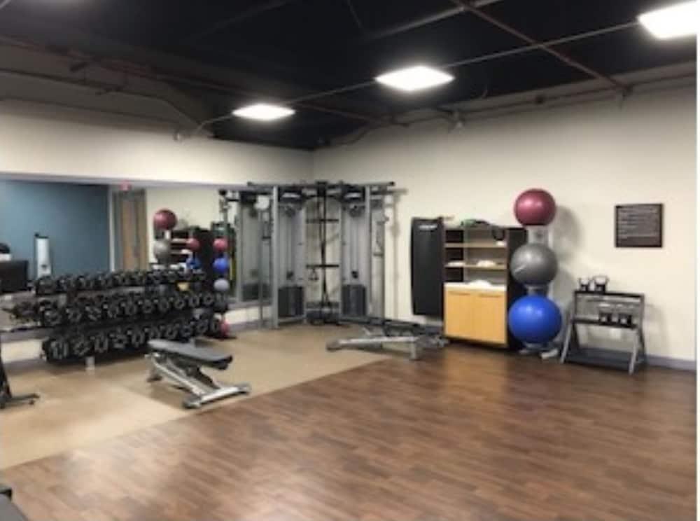 Hotel Doubletree By Hilton & Conference Center Chicago-downers Grove Downers Grove