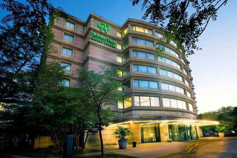 Hotel Doubletree By Hilton & Conference Center Chicago-downers Grove 3*